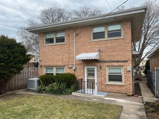 7810 Tripp Avenue, Skokie, IL 60076