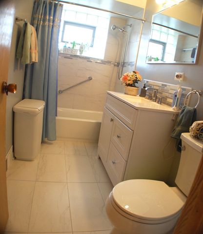 7810 Tripp Avenue, Skokie, IL 60076