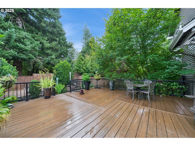 3088 CLUB HOUSE Ct, West Linn, OR 97068
