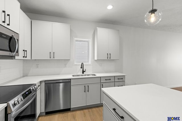 1311 SW 36th Street, Lincoln, NE 68522