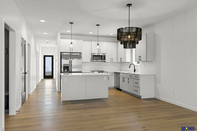 1311 SW 36th Street, Lincoln, NE 68522