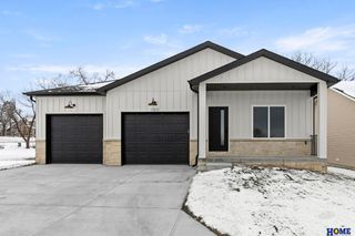 1311 SW 36th Street, Lincoln, NE 68522