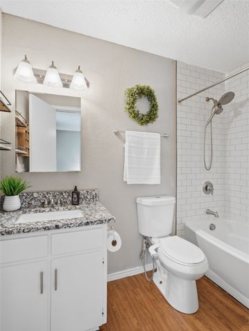 6206 Hott Springs Drive, Arlington, TX 76001