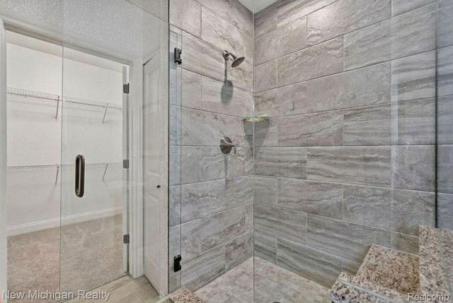 13136 Harbor Landings Drive 85, Fenton Charter Township, MI 48430