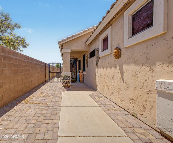 18360 N ALAMO Drive, Surprise, AZ 85374