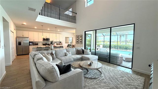 20100 Napa LOOP, Estero, FL 33928