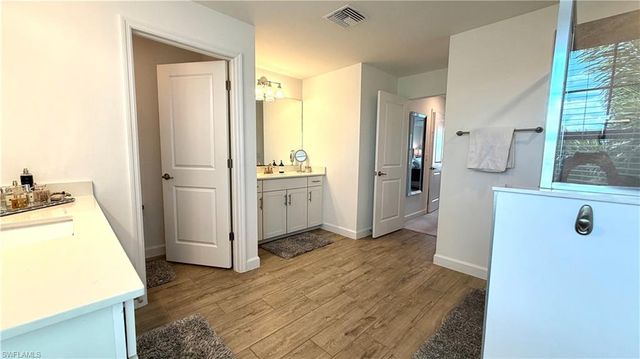 20100 Napa LOOP, Estero, FL 33928