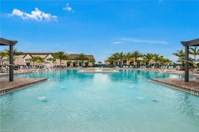 20100 Napa LOOP, Estero, FL 33928