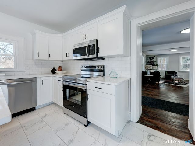 76 Griffin Road, East Windsor, CT 06016