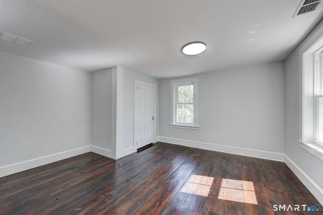 76 Griffin Road, East Windsor, CT 06016