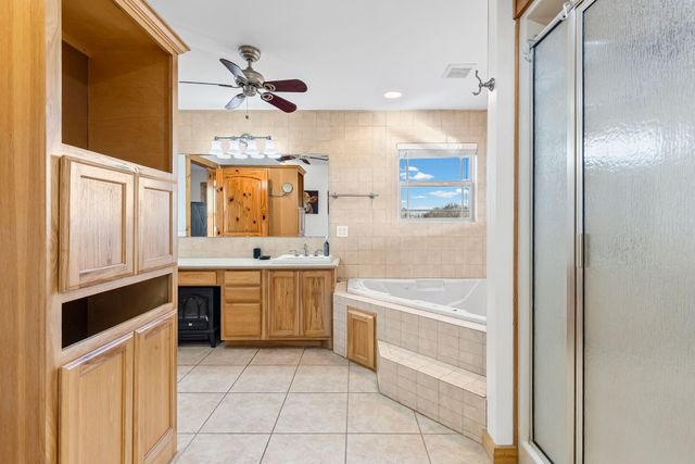 670 Farm Road 196 N, Blossom, TX 75416