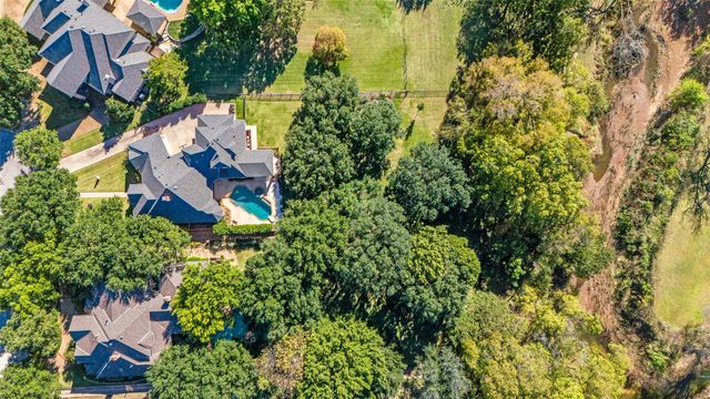 4 Rushing Meadow Court, Dalworthington Gardens, TX 76016