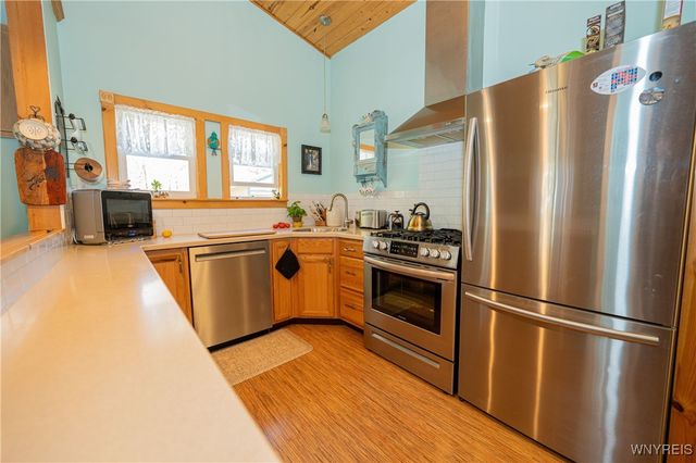 145 Arthur Avenue, Evans, NY 14006