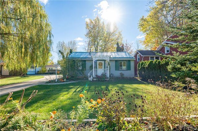 145 Arthur Avenue, Evans, NY 14006