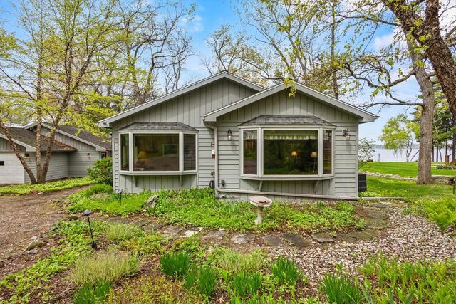 W1834 Sandstone Avenue, Green Lake, WI 54941