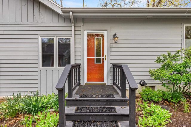 W1834 Sandstone Avenue, Green Lake, WI 54941