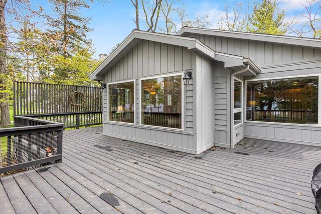 W1834 Sandstone Avenue, Green Lake, WI 54941