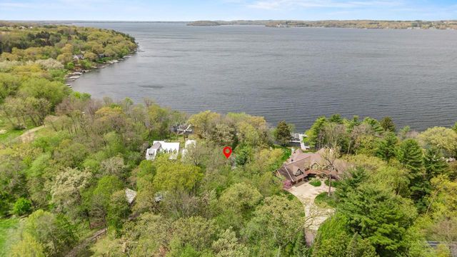 W1834 Sandstone Avenue, Green Lake, WI 54941