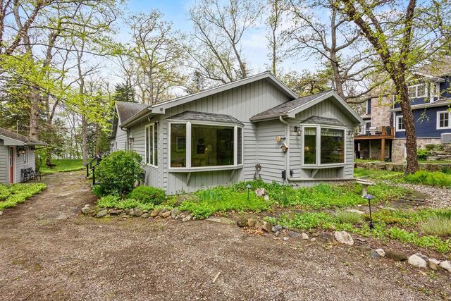 W1834 Sandstone Avenue, Green Lake, WI 54941