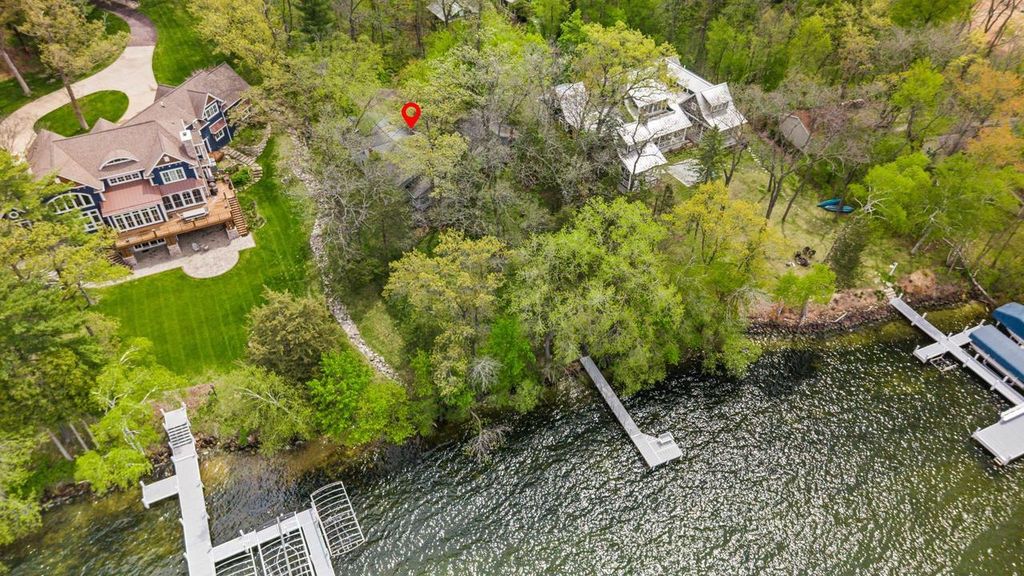 W1834 Sandstone Avenue, Green Lake, WI 54941