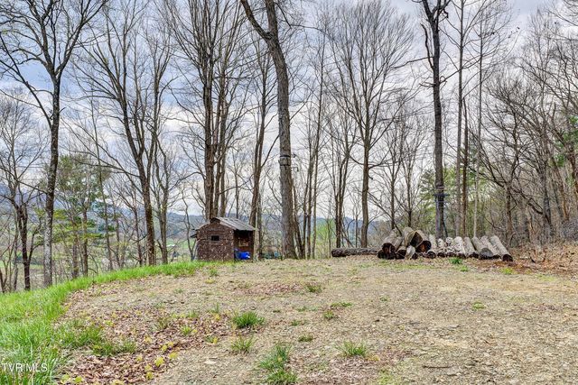 394 & 400 Bishop Hollow Road, Elizabethton, TN 37643