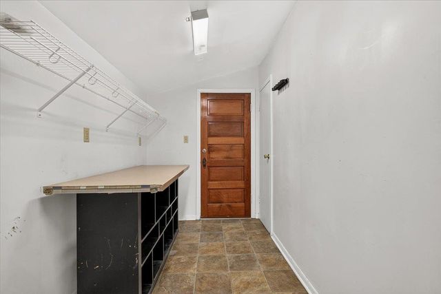 207 Hudgins ST, Smithville, TX 78957