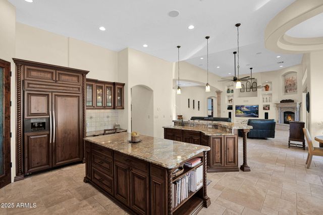 34023 N 2ND Lane, Phoenix, AZ 85085