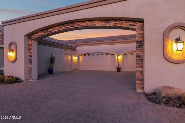 34023 N 2ND Lane, Phoenix, AZ 85085