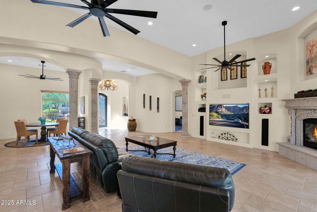 34023 N 2ND Lane, Phoenix, AZ 85085