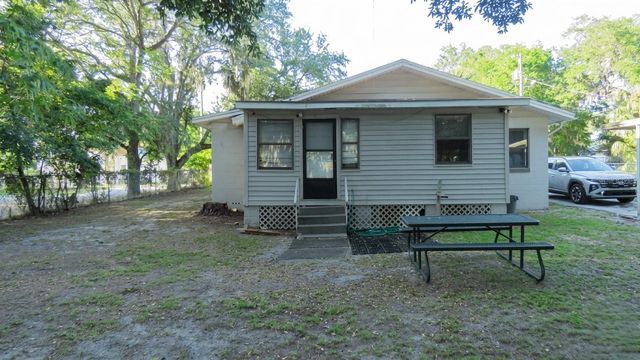 1021 MCNAMEE STREET, Leesburg, FL 34748