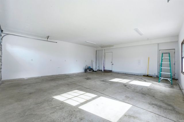 4160 W Shore Drive, Bremen, IN 46506