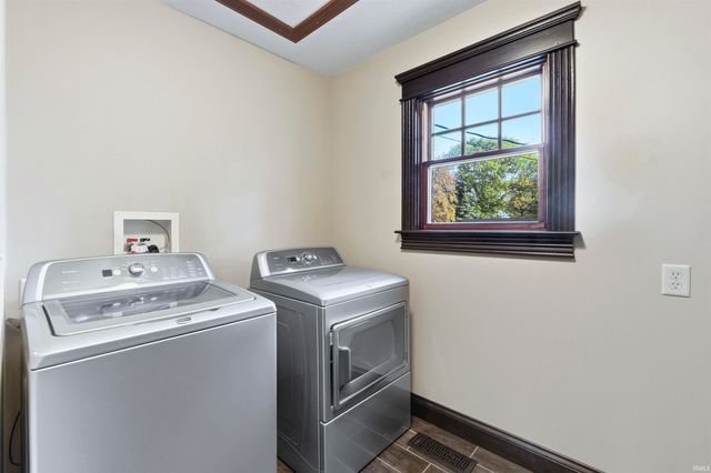 4160 W Shore Drive, Bremen, IN 46506