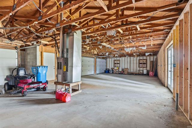 4160 W Shore Drive, Bremen, IN 46506