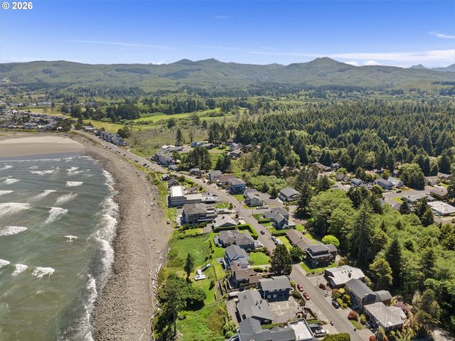 3232 SUNSET Blvd, Seaside, OR 97138