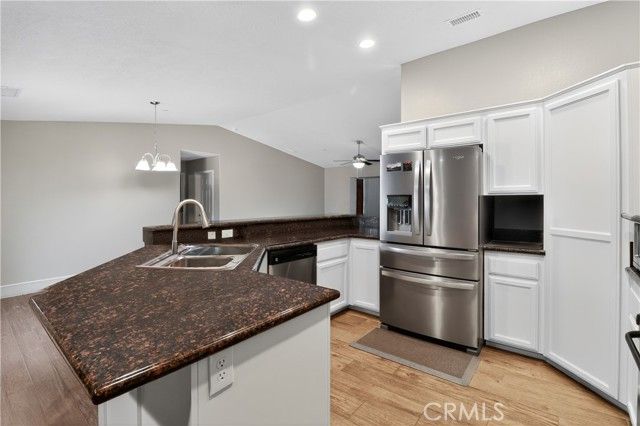 20726 Nisqually Road, Apple Valley, CA 92308