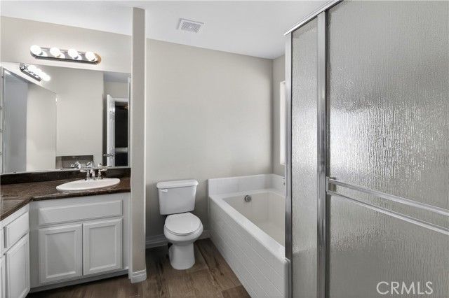 20726 Nisqually Road, Apple Valley, CA 92308