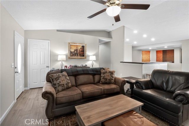 20726 Nisqually Road, Apple Valley, CA 92308