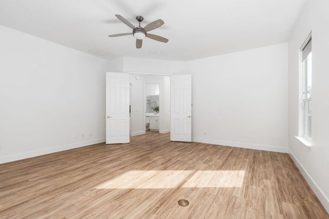 635 W Quincy Avenue, Clovis, CA 93619