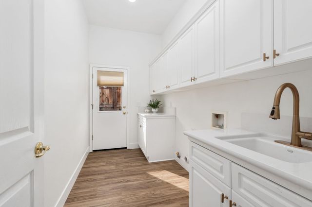 635 W Quincy Avenue, Clovis, CA 93619