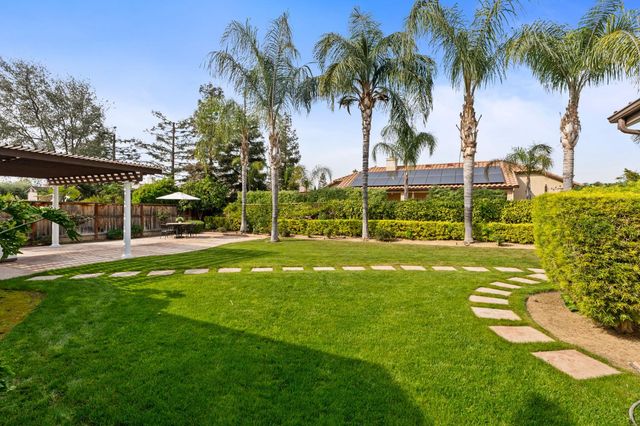 635 W Quincy Avenue, Clovis, CA 93619