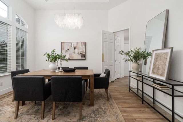 635 W Quincy Avenue, Clovis, CA 93619