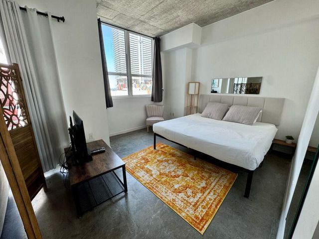 133 NE 2nd Avenue 810, Miami, FL 33132