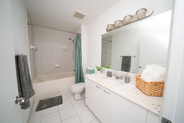 133 NE 2nd Avenue 810, Miami, FL 33132
