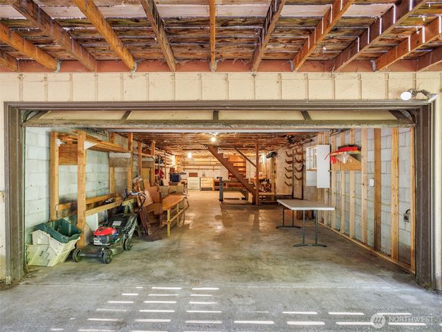 7813 Johnson Point Road NE, Olympia, WA 98516