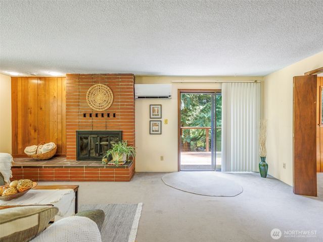 7813 Johnson Point Road NE, Olympia, WA 98516