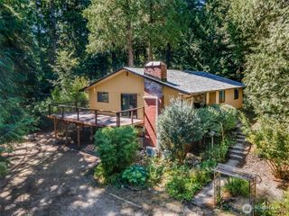 7813 Johnson Point Road NE, Olympia, WA 98516