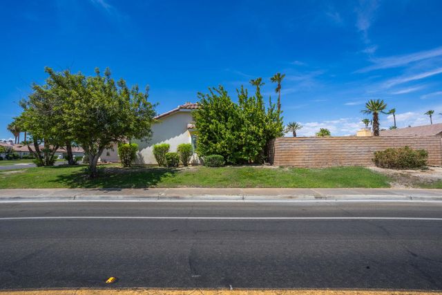 44210 Mariposa Court, La Quinta, CA 92253