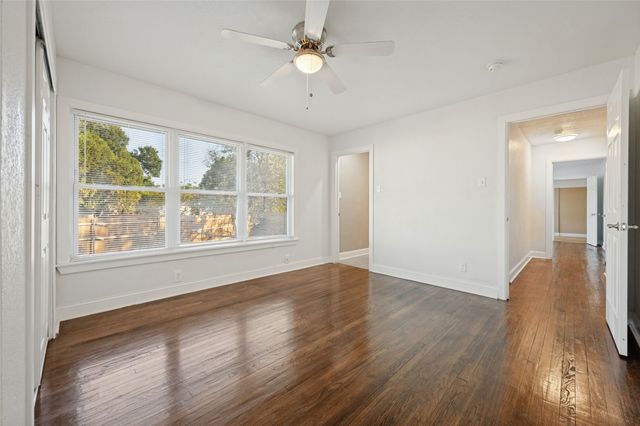 2626 Crest Avenue, Dallas, TX 75216