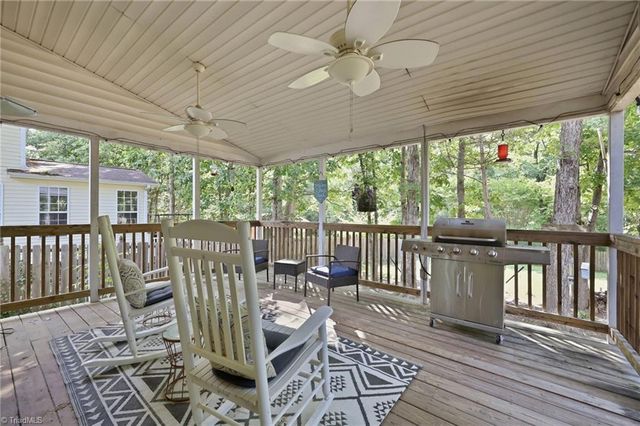 1914 Treyburn Lane, High Point, NC 27265