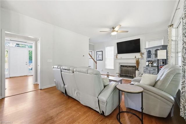 1914 Treyburn Lane, High Point, NC 27265